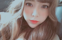 【EV女孩】人氣超高！正妹黃毓雯「臉蛋好出色」，水汪眼睛充滿魅力！