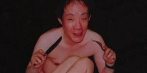 【EV扑克】殘忍吃下女同學卻獲釋，還成為「AV 帝王」村西透旗下男優⋯「日本食人魔」佐川一政 73 歲逝世