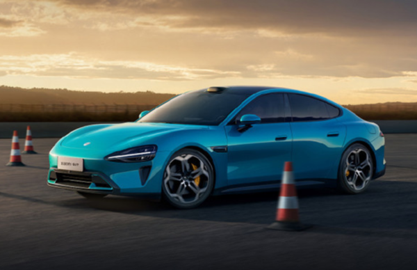 小米汽车新专利可降低赛道竞速门槛 人人都是赛车手? 小米汽车新专利可降低赛道竞速门槛 人人都是赛车手?