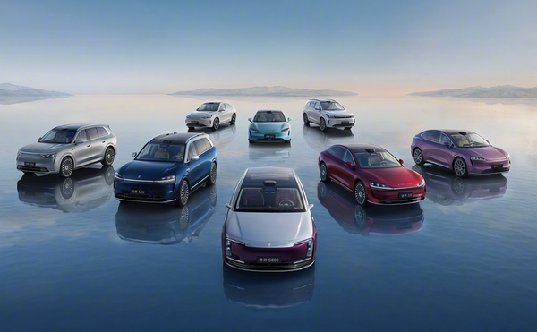 三大新势力车企上周订单数据曝光：鸿蒙＞小鹏＞零跑