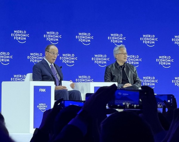 黄仁勋称后悔卖英伟达股票买奔驰:这是世上最贵的车 黄仁勋称后悔卖英伟达股票买奔驰:这是世上最贵的车